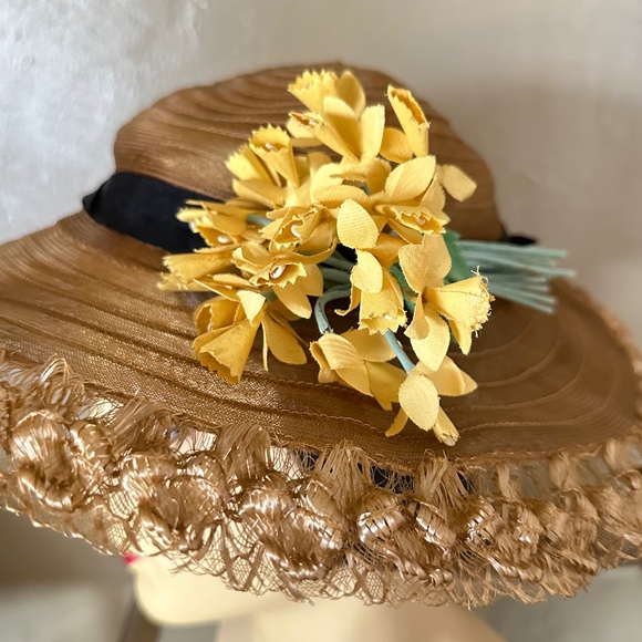 LOVELY LATE 1920s\' GOLD SHEER FABRIC WIDE BRIM HAT + DETAILED EDGING  ON BRIM main image 9